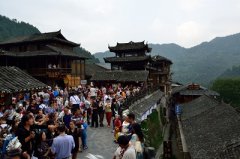 西江苗寨人流量统计
